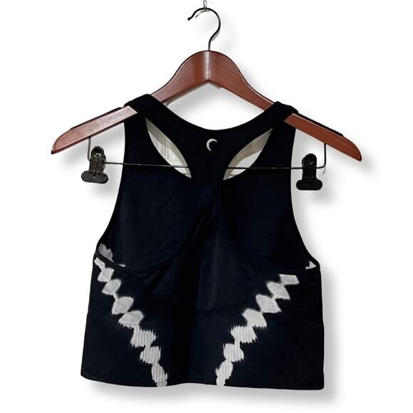 Zyia Active Women's Hendrix Athletic Halter Top, Black/White, Size XL - Picture 2 of 5